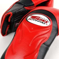 Twins BGVL6 Black Red Muay Thai Gloves 7 Twins BGVL6 Black Red Muay Thai Gloves -Fight Gear Shop bgvl6 black red 3