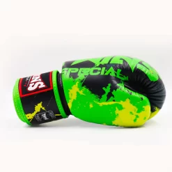 Twins FBGVL3-61 Candy Green Black Muay Thai Boxing Gloves 5 Twins FBGVL3-61 Candy Green Black Muay Thai Boxing Gloves -Fight Gear Shop fbgvl3 61 gn 3