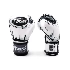 Twins FBGVL4-66 Comic Muay Thai Gloves 5 Twins FBGVL4-66 Comic Muay Thai Gloves -Fight Gear Shop fbgvl4 66 2