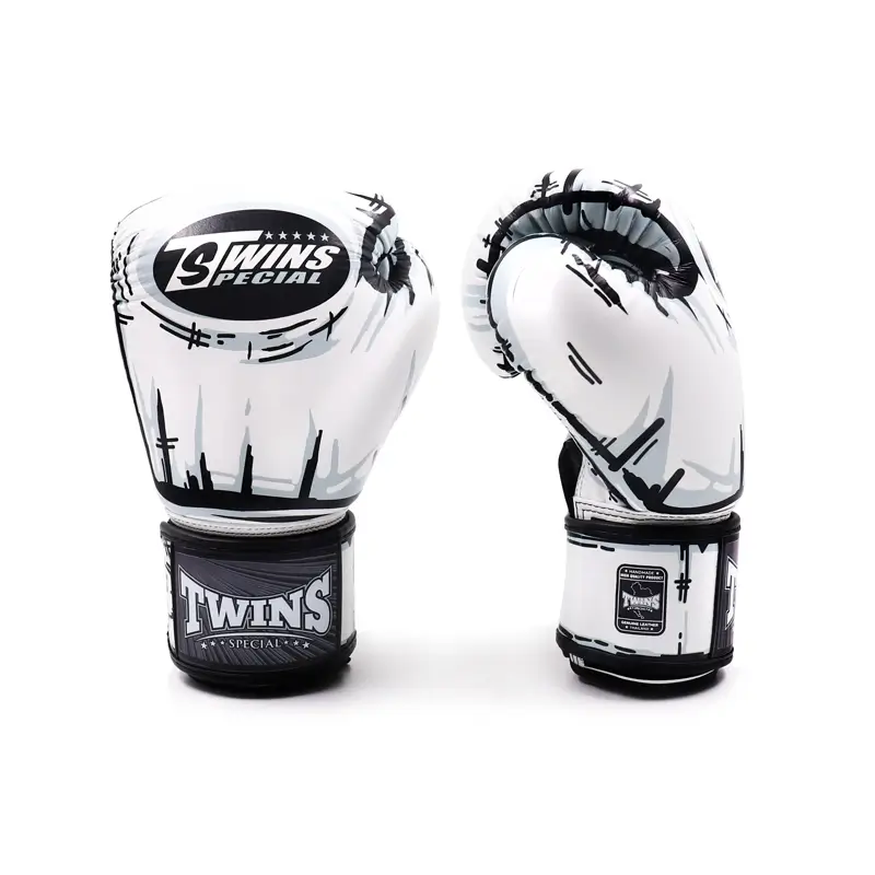 Twins FBGVL4-66 Comic Muay Thai Gloves 3 Twins FBGVL4-66 Comic Muay Thai Gloves - Image 3