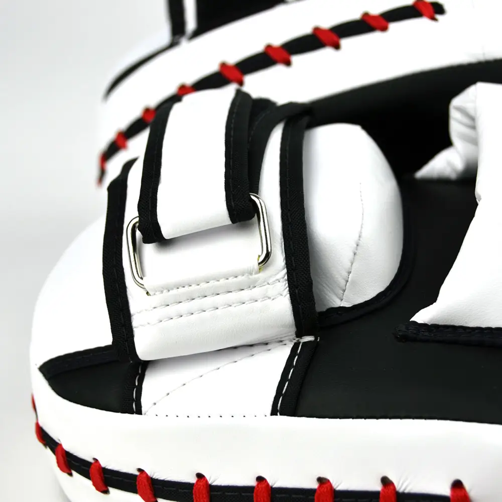 Fairtex FMV13 Maximized Focus Mitts Black-White 4 Fairtex FMV13 Maximized Focus Mitts Black-White - Image 4