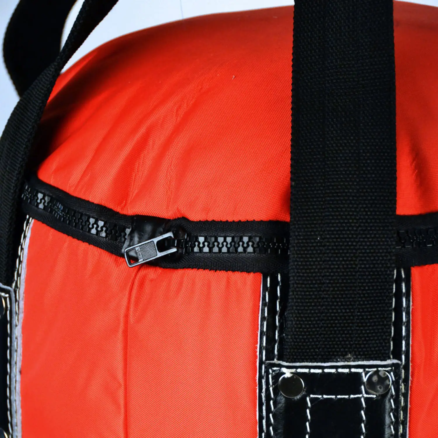 Fairtex HB3 Extra Large Leather Heavy Bag Black-Red (UN-FILLED) 8 Fairtex HB3 Extra Large Leather Heavy Bag Black-Red (UN-FILLED) - Image 8